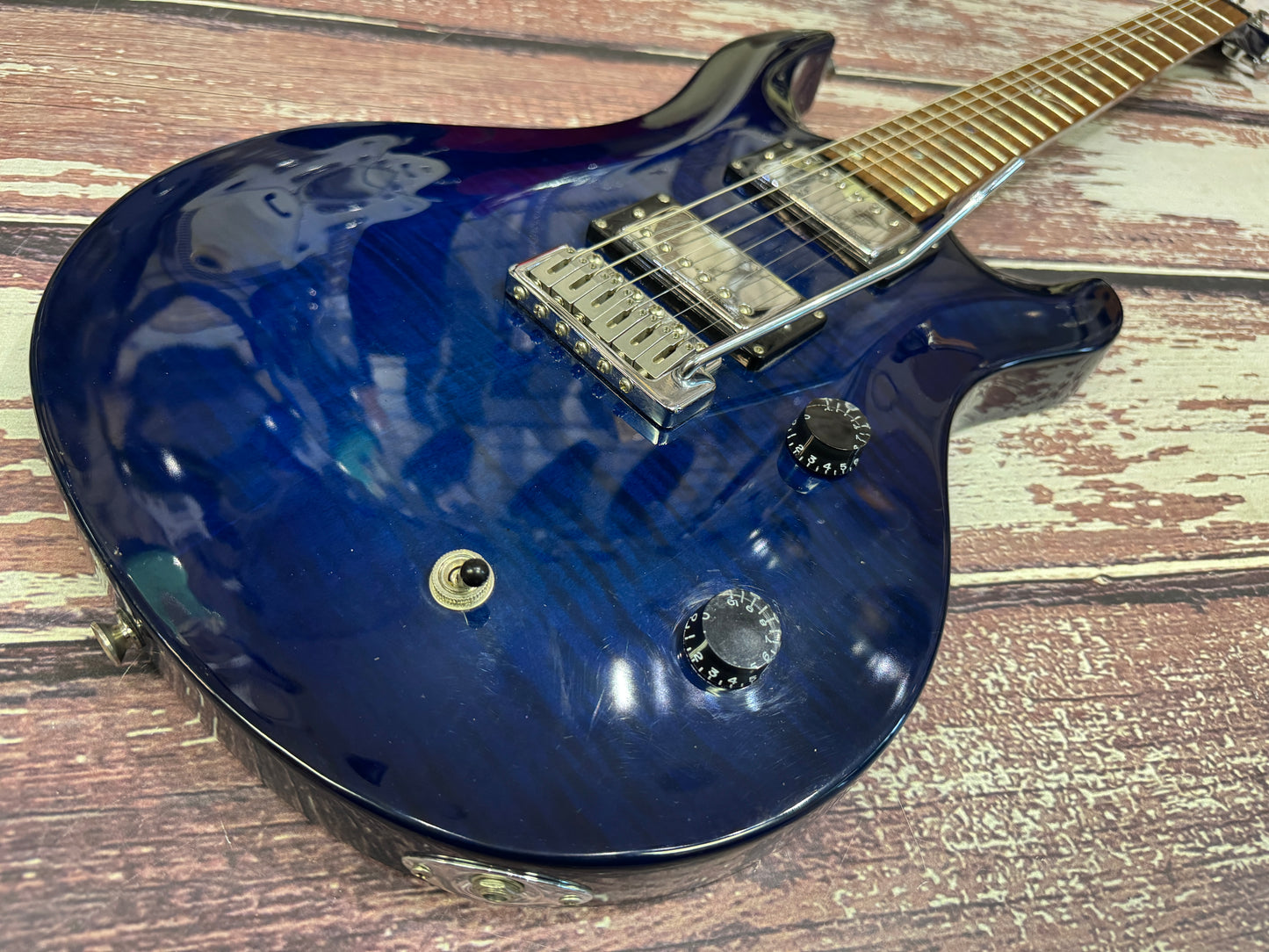 Vintage VRS100 Flame top