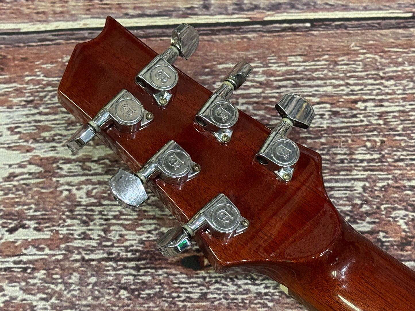 Alhambra Spanish made CW NW1 B. EL electro acoustic. 2002