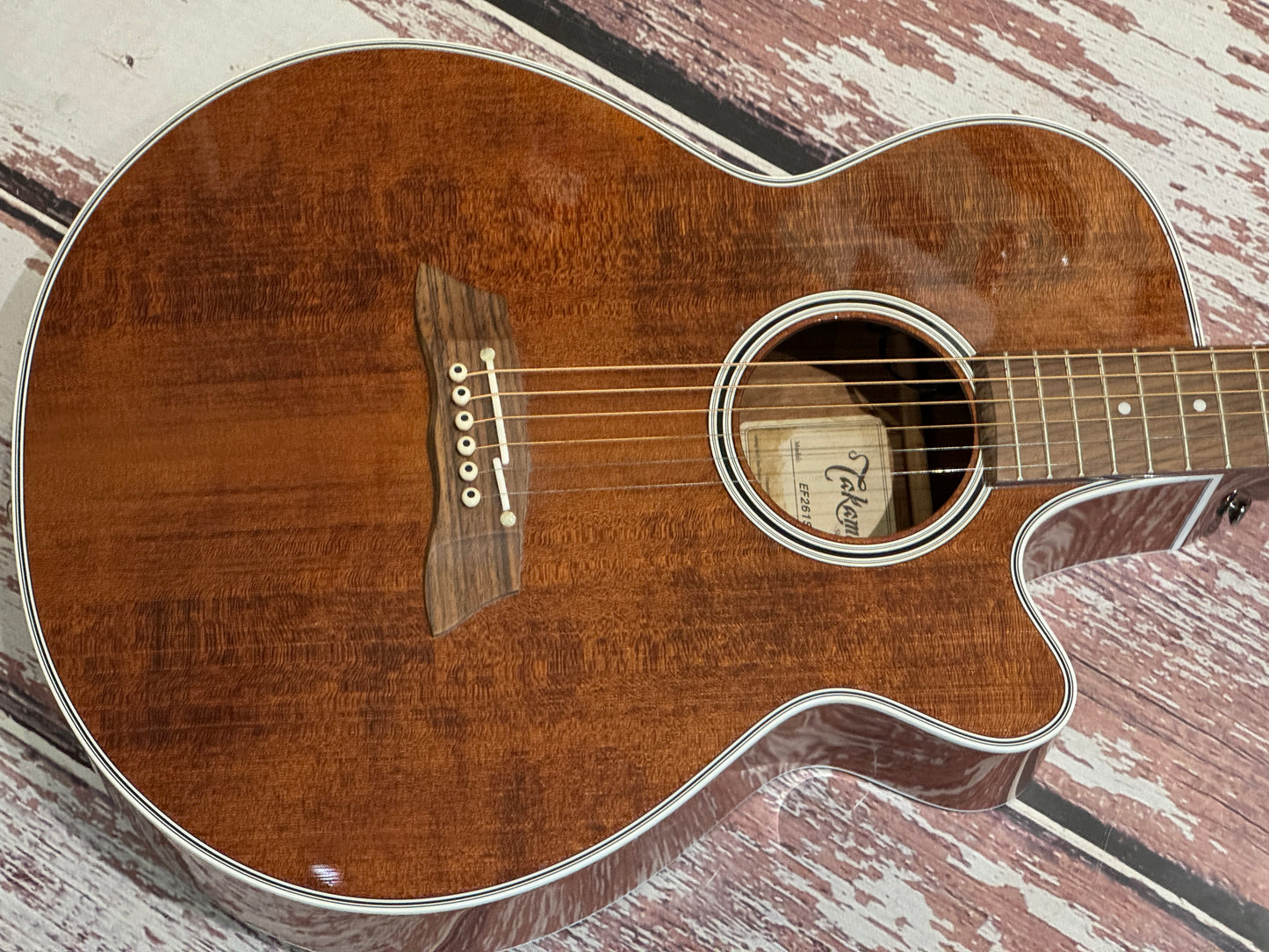 Takamine Japan EF261S-AN Electro and case