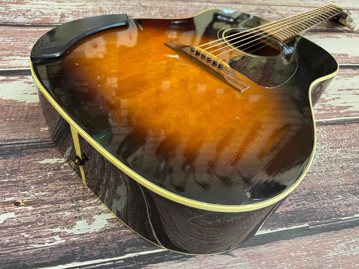 Gibson J45 USA Acoustic - 1994 100th Anniversary edition.