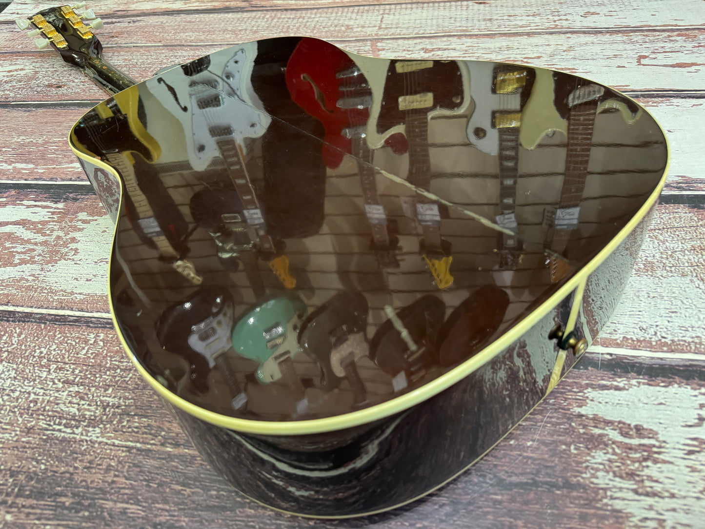 Gibson J45 USA Acoustic - 1994 100th Anniversary edition.