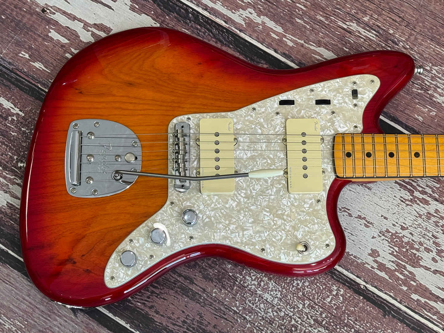 Fender American Ultra Jazzmaster Plasma redburst