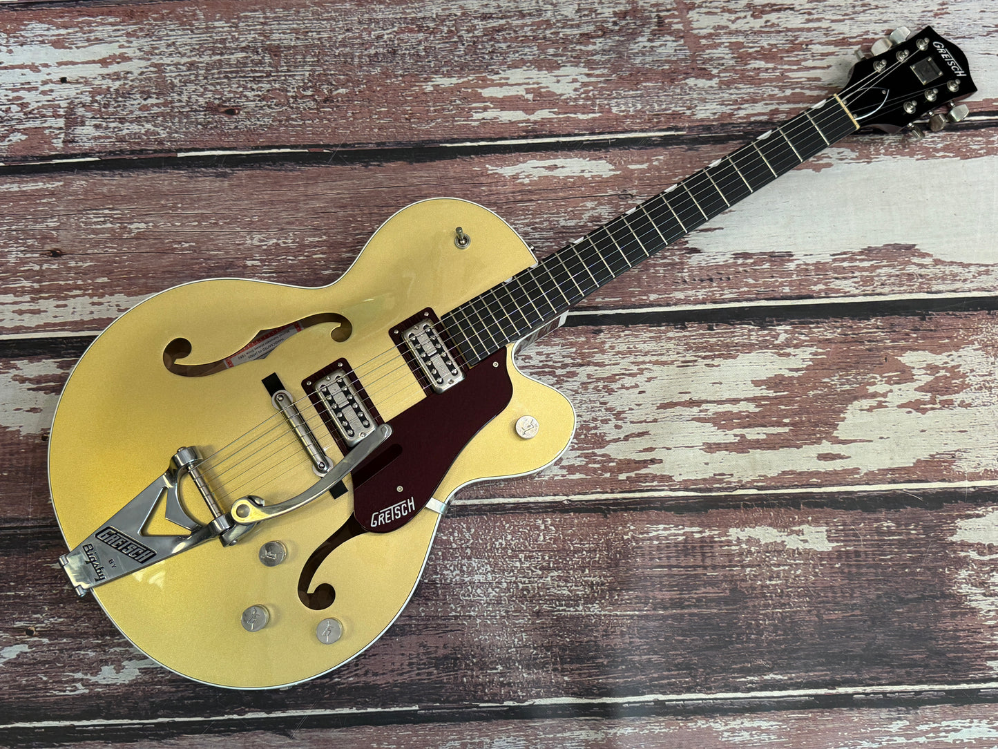 Gretsch G6118T-135 Anniversary limited edition Gold/Dark Cherry Metallic