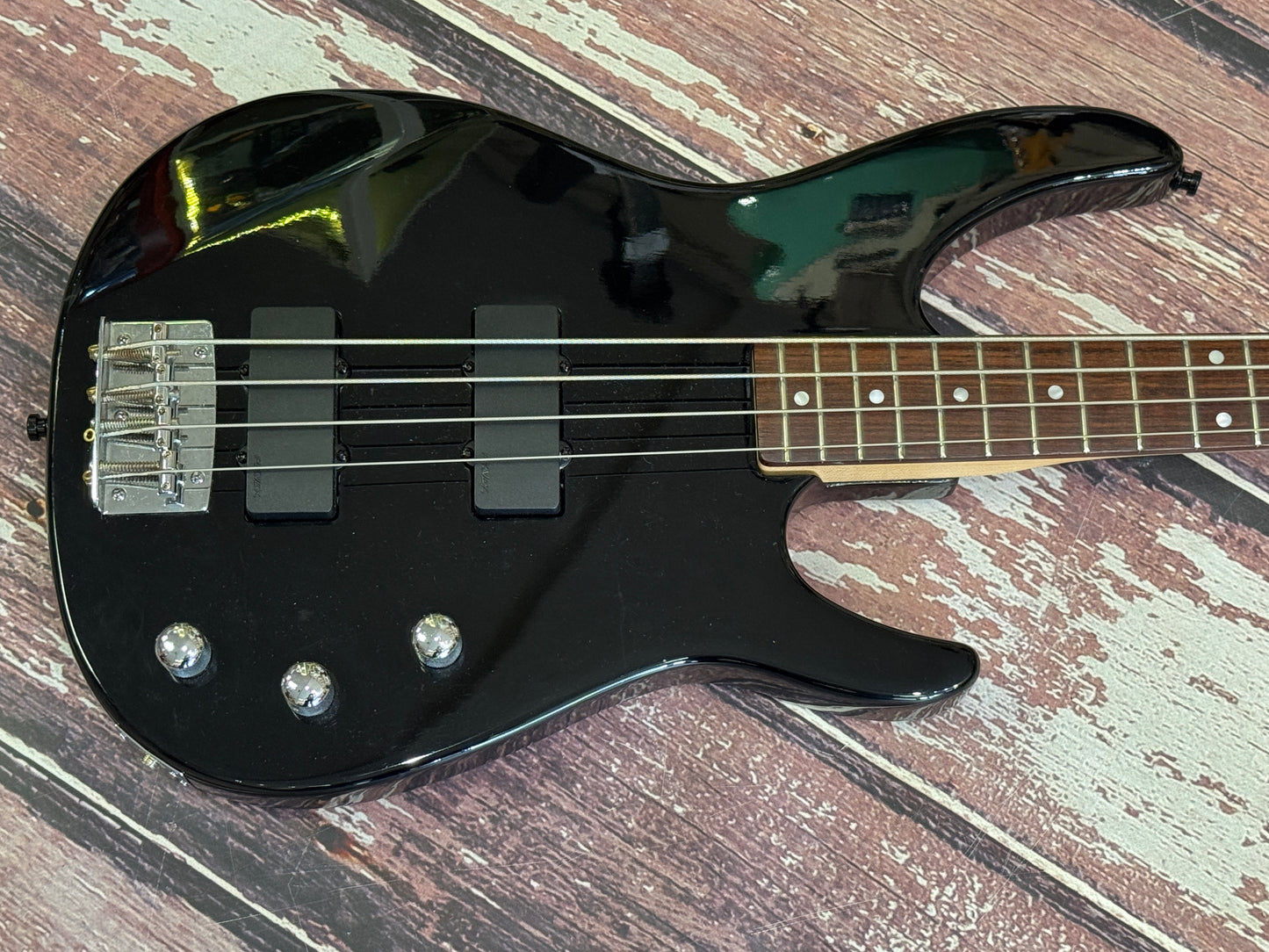 Peavey Foundation USA made bass