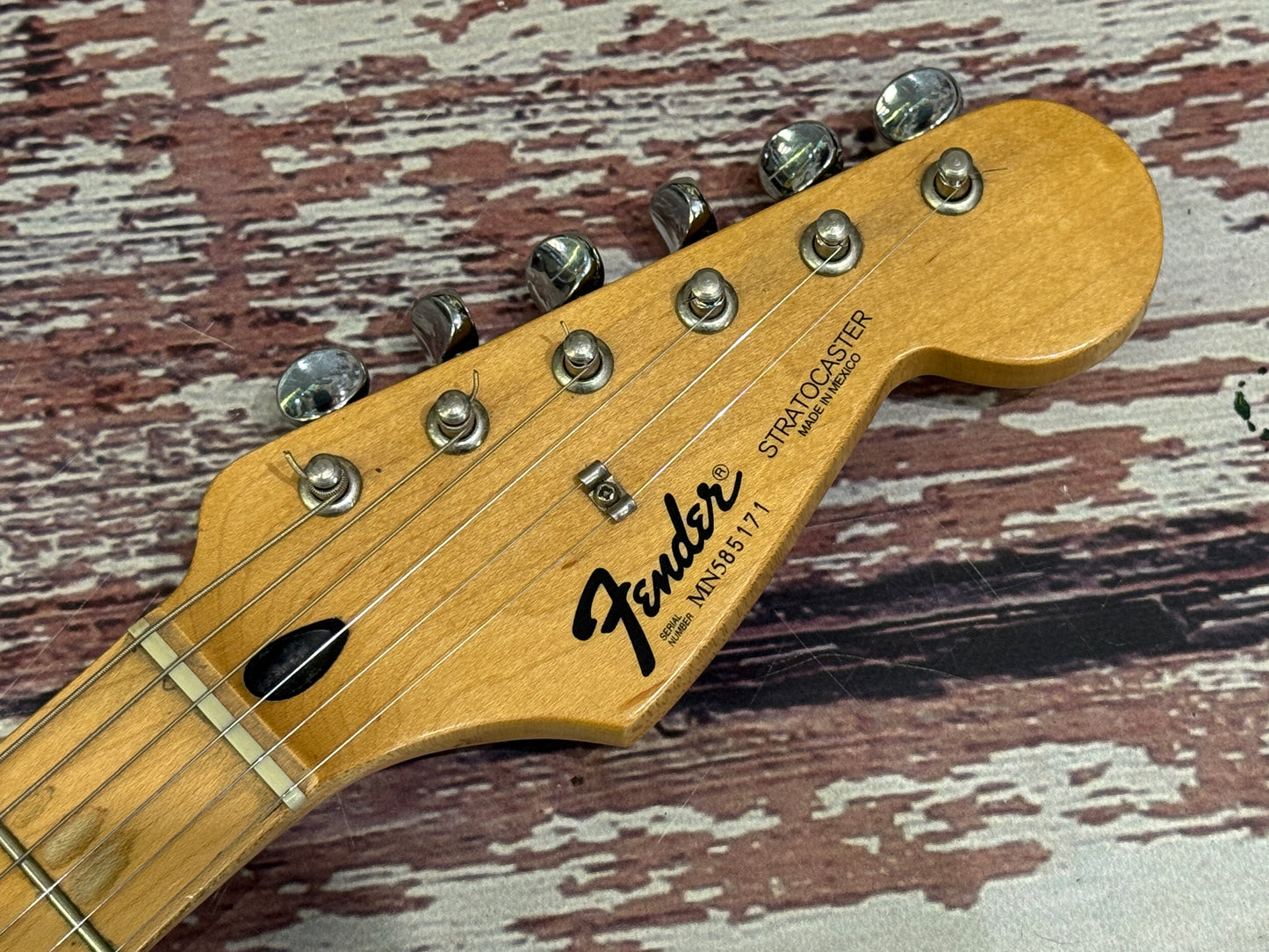 Fender Neck Seymour Duncan loaded Home build