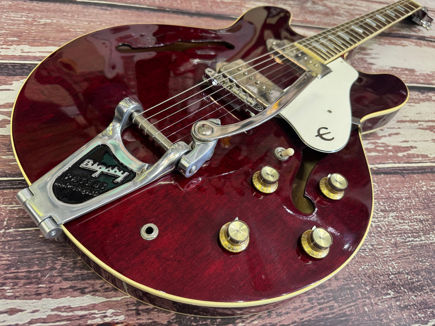 Epiphone Matsumoku 1983 Casino & case