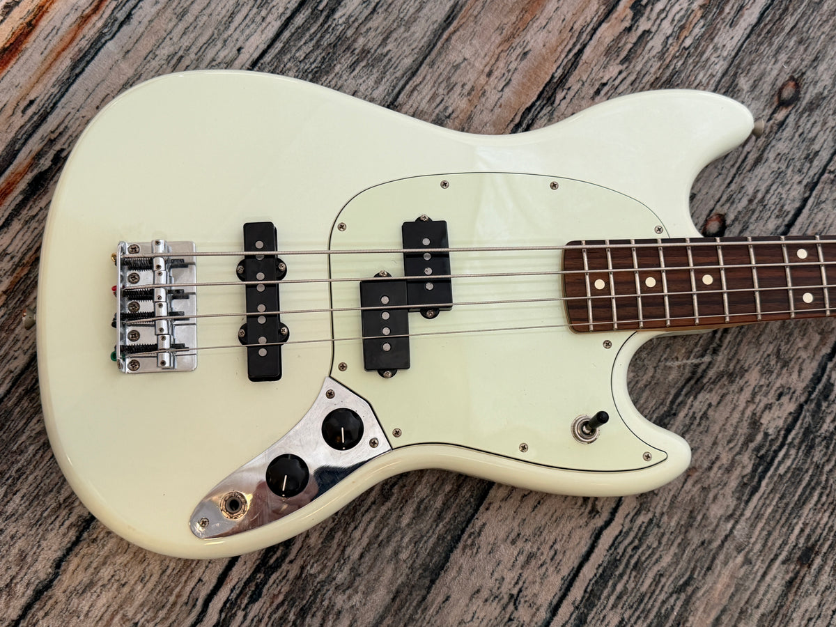 Fender Mustang Bass Short Scale - 2016