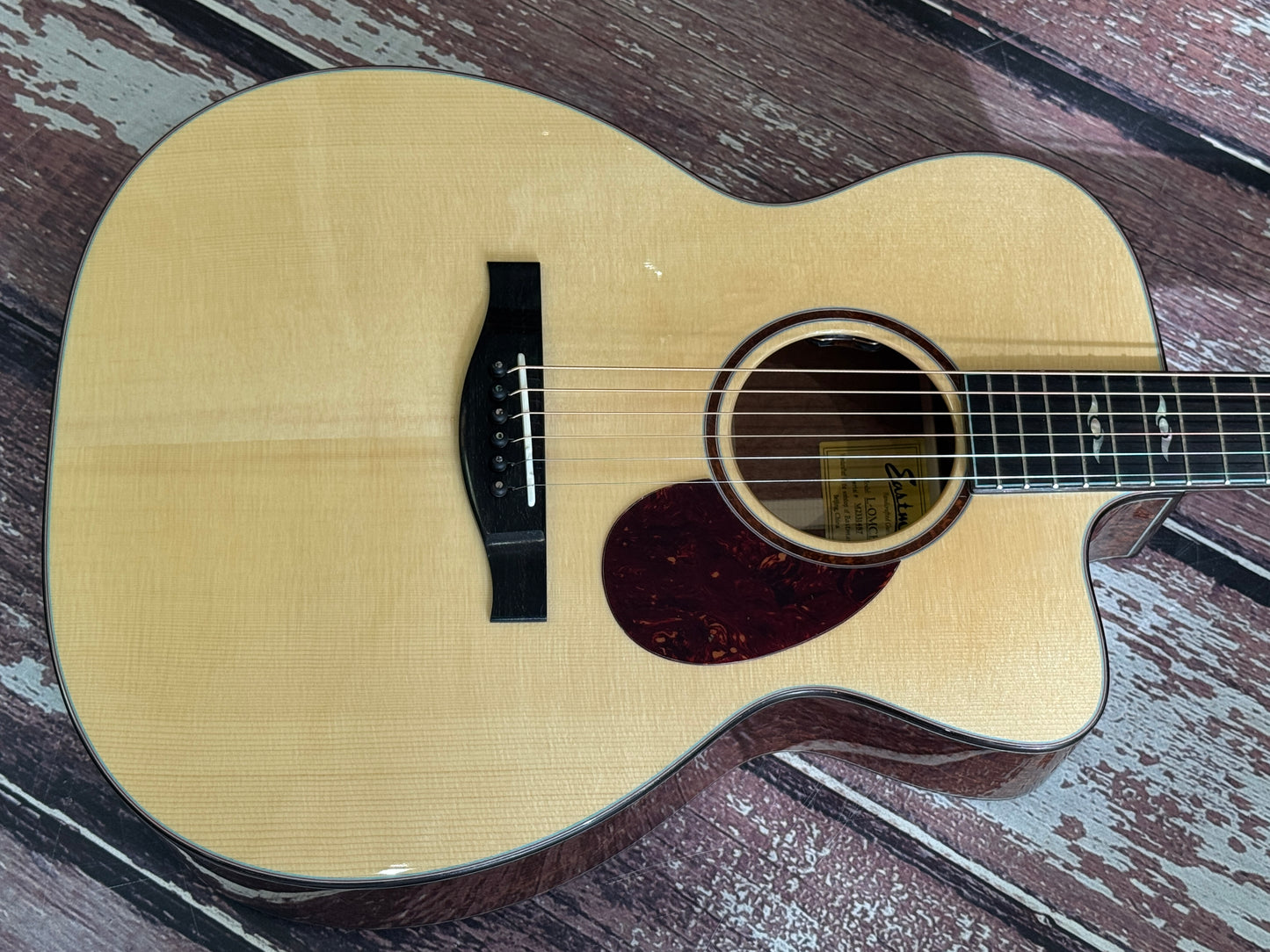 Eastman L-OMCE-QS Luthier series with hard case - ex-demo