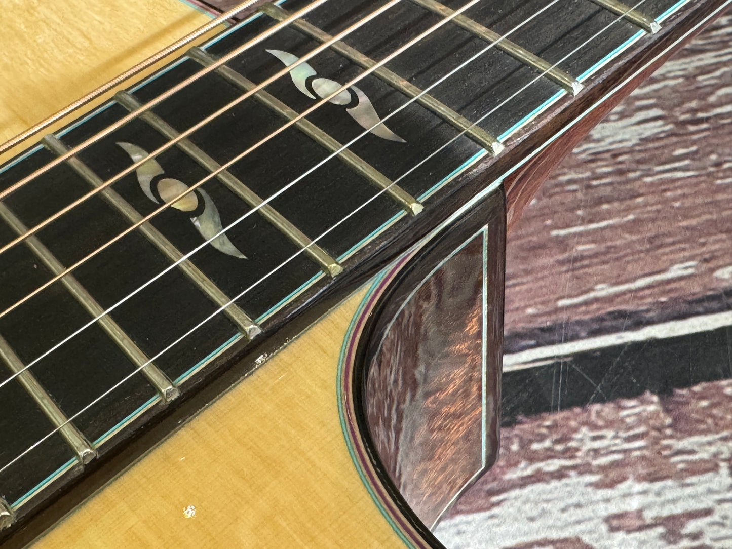 Eastman L-OMCE-QS Luthier series with hard case - ex-demo