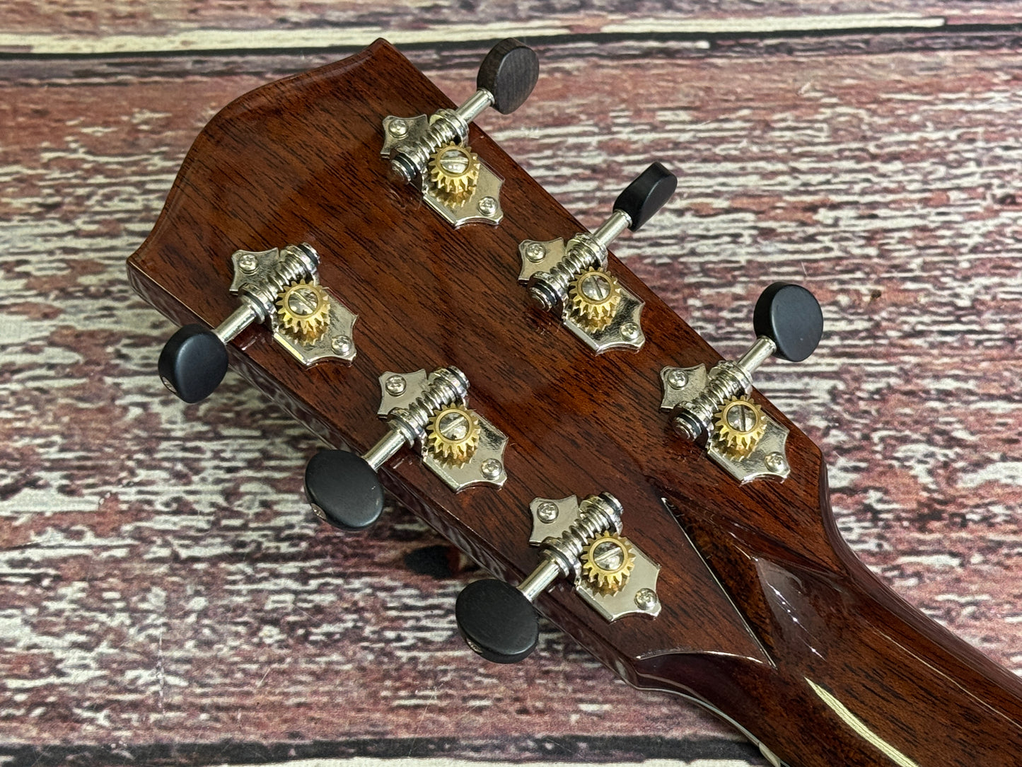 Eastman L-OMCE-QS Luthier series with hard case - ex-demo