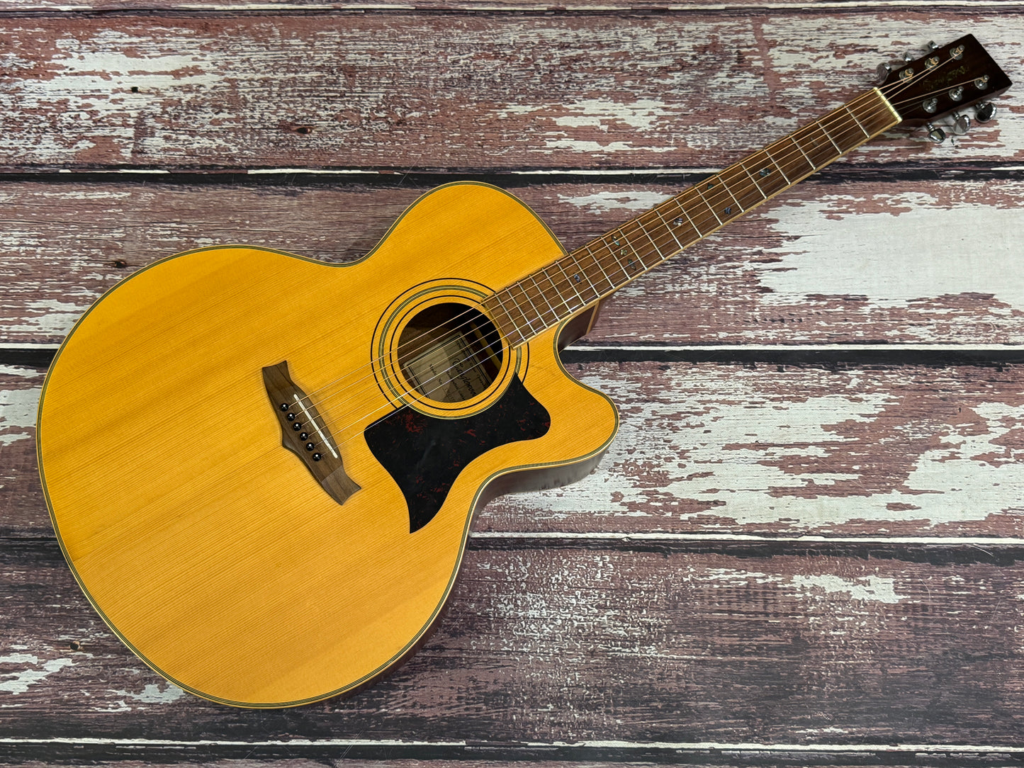 Tanglewood TW-155ST Premier Jumbo acoustic