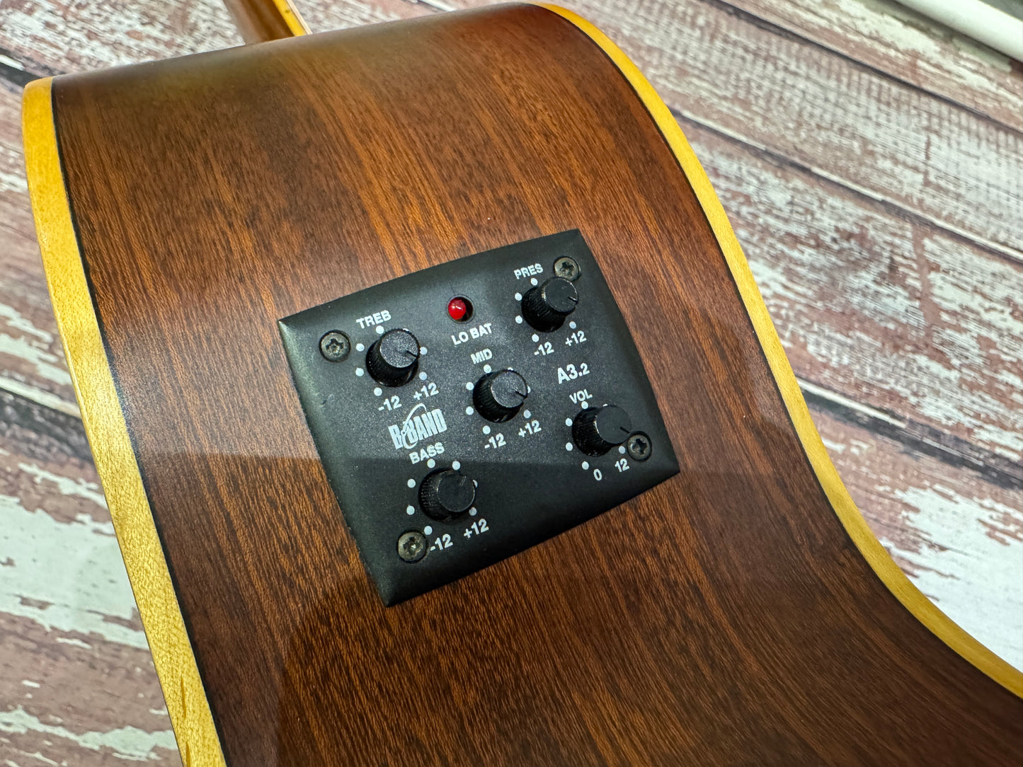 Tanglewood TW-155ST Premier Jumbo acoustic