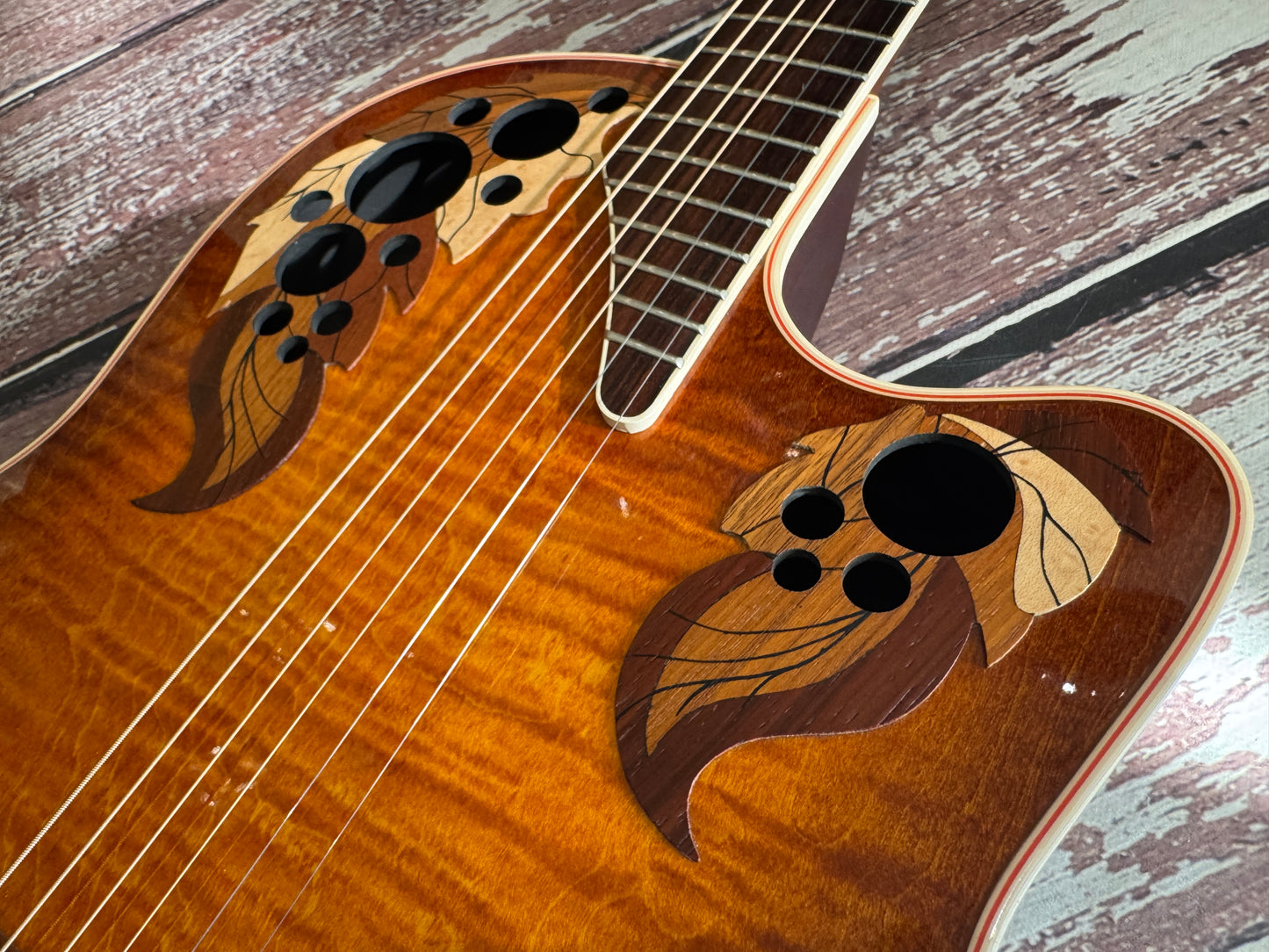 Ovation USA Collectors Series 1998 with Original case