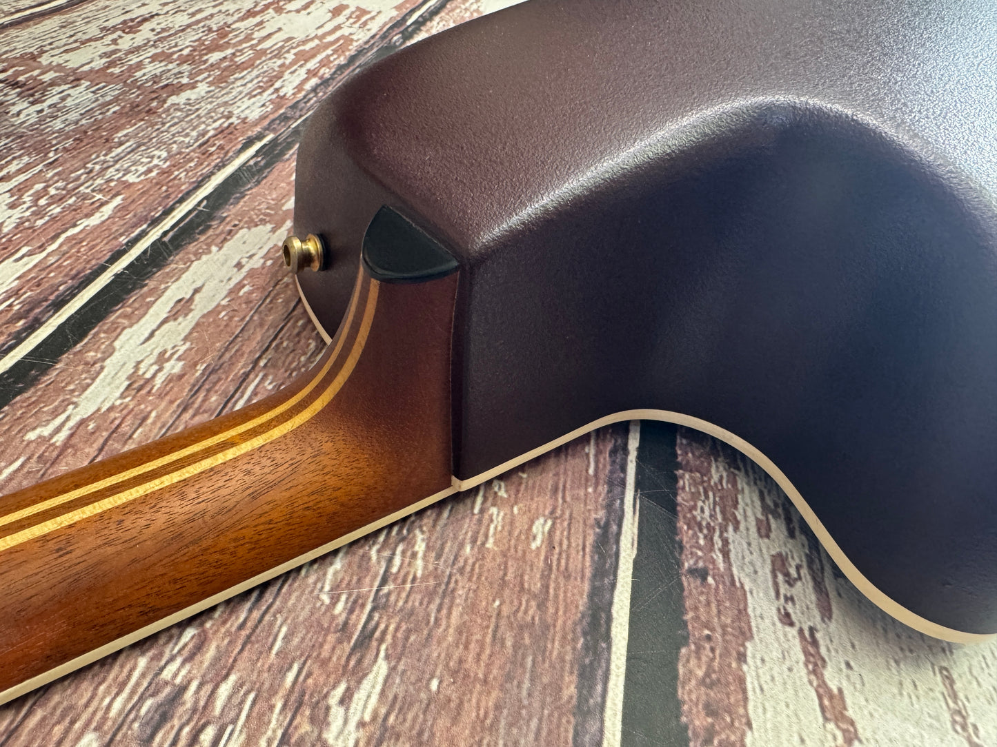 Ovation USA Collectors Series 1998 with Original case