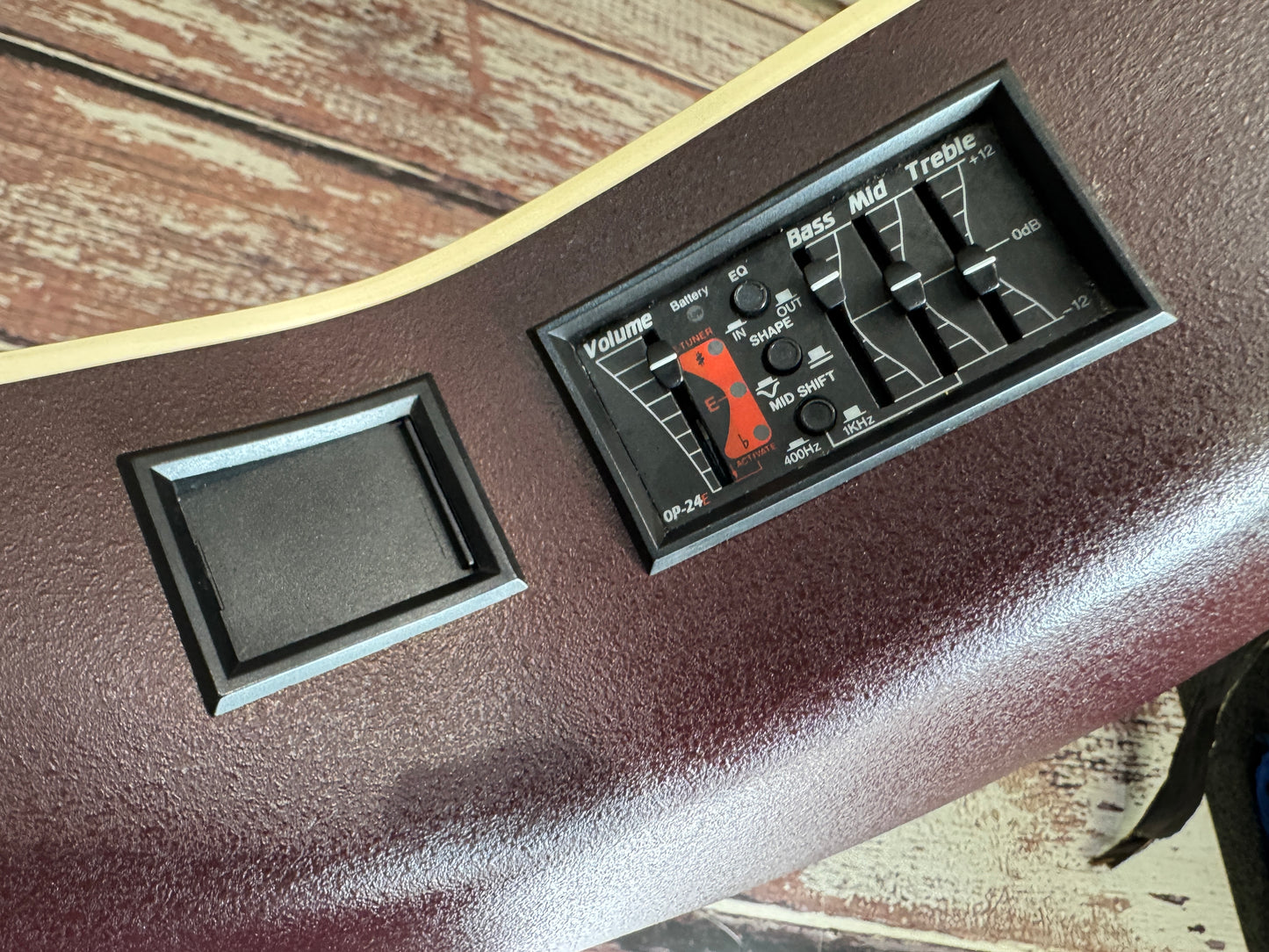 Ovation USA Collectors Series 1998 with Original case