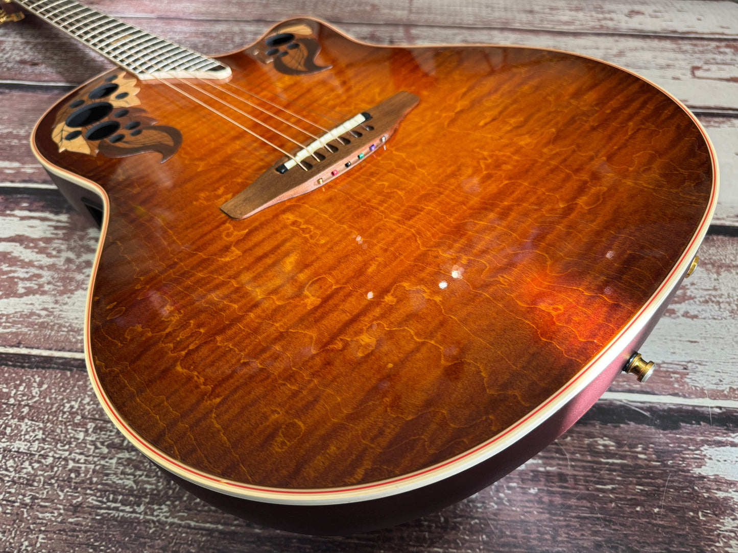 Ovation USA Collectors Series 1998 with Original case