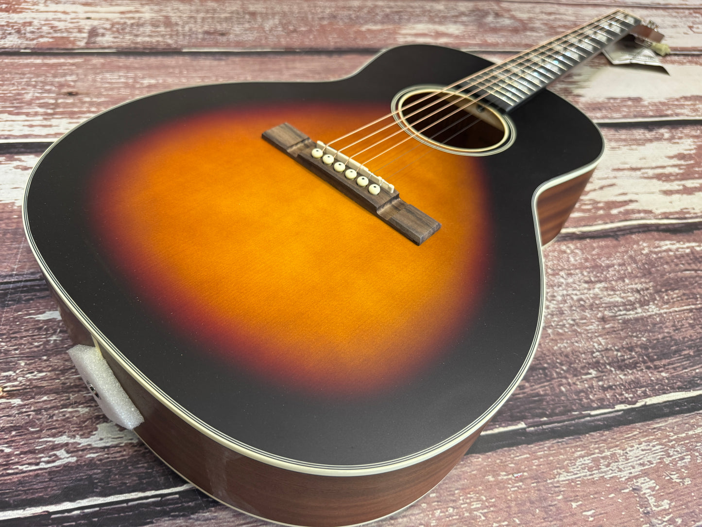 Vintage V180 vintage sunburst parlour acoustic