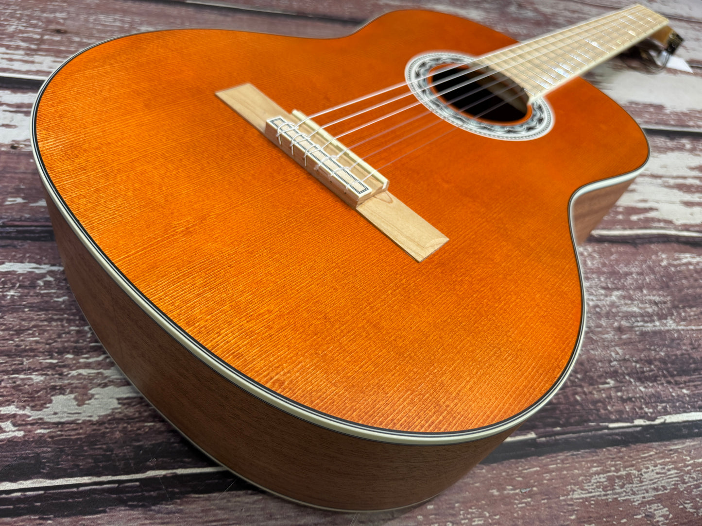 Valencia 4/4 full size classical - Orange