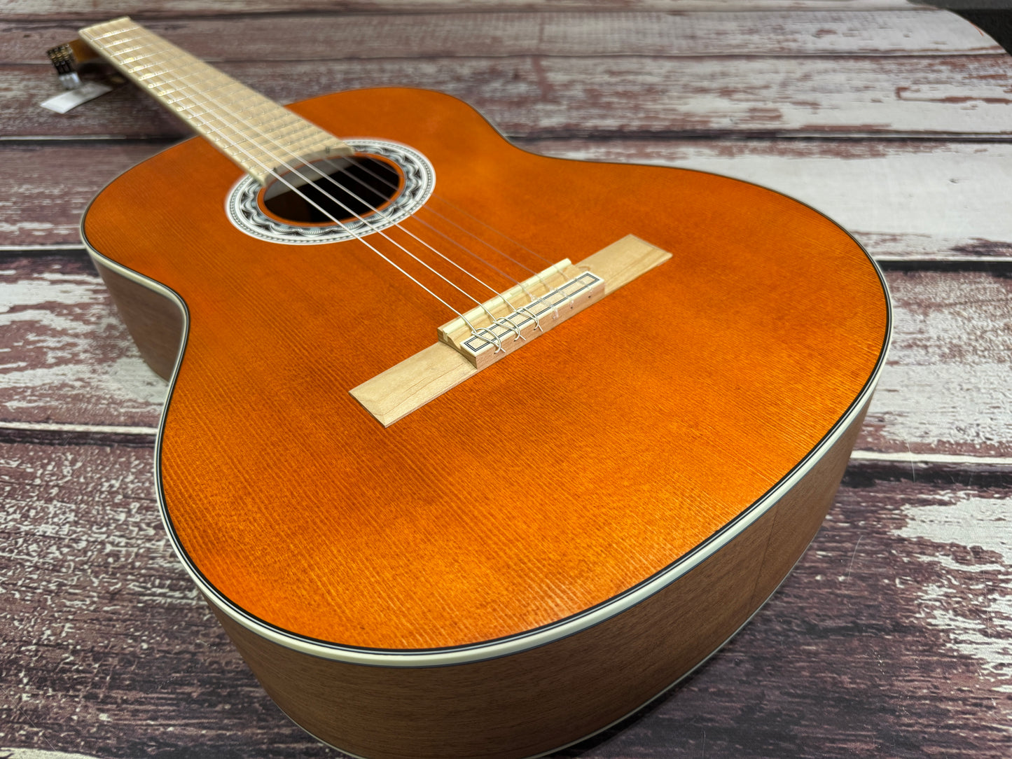 Valencia 4/4 full size classical - Orange