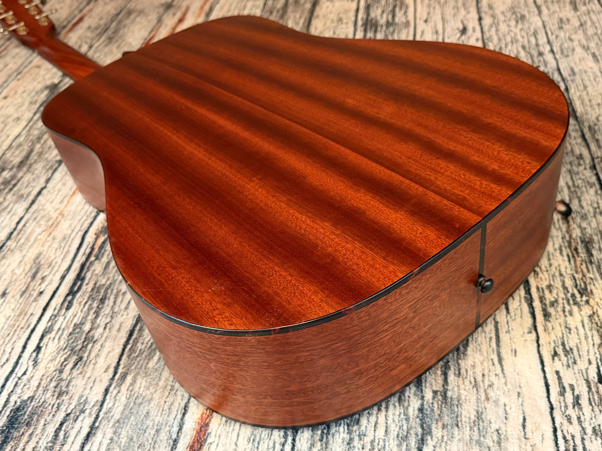 Eastman E1D CLA All solid Dreadnought acoustic & bag
