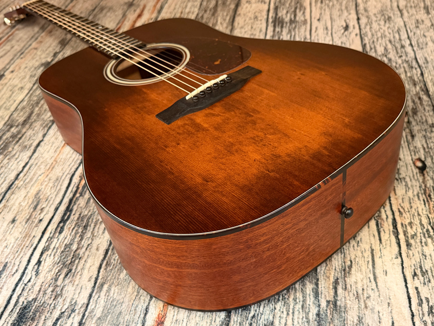 Eastman E1D CLA All solid Dreadnought acoustic & bag