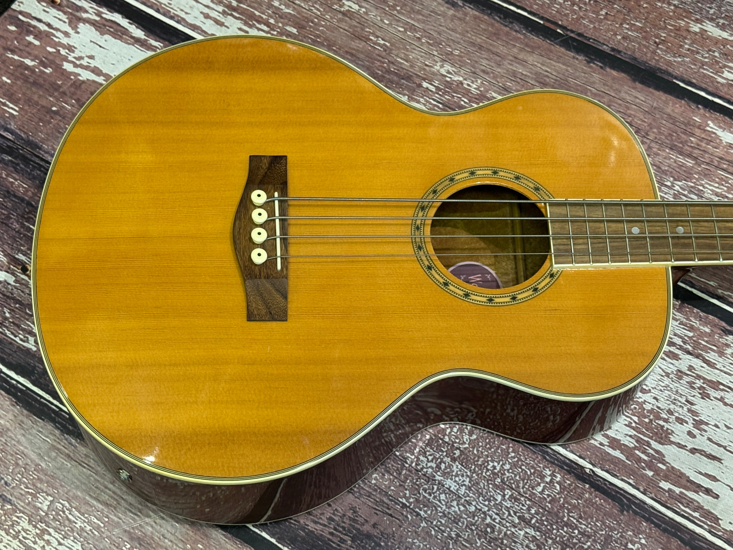 Woodstock electro acoustic bass