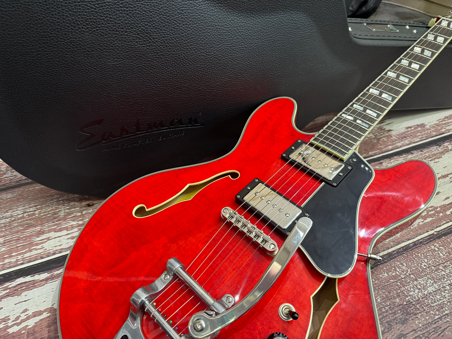 Eastman T486B - RD Bigsby model