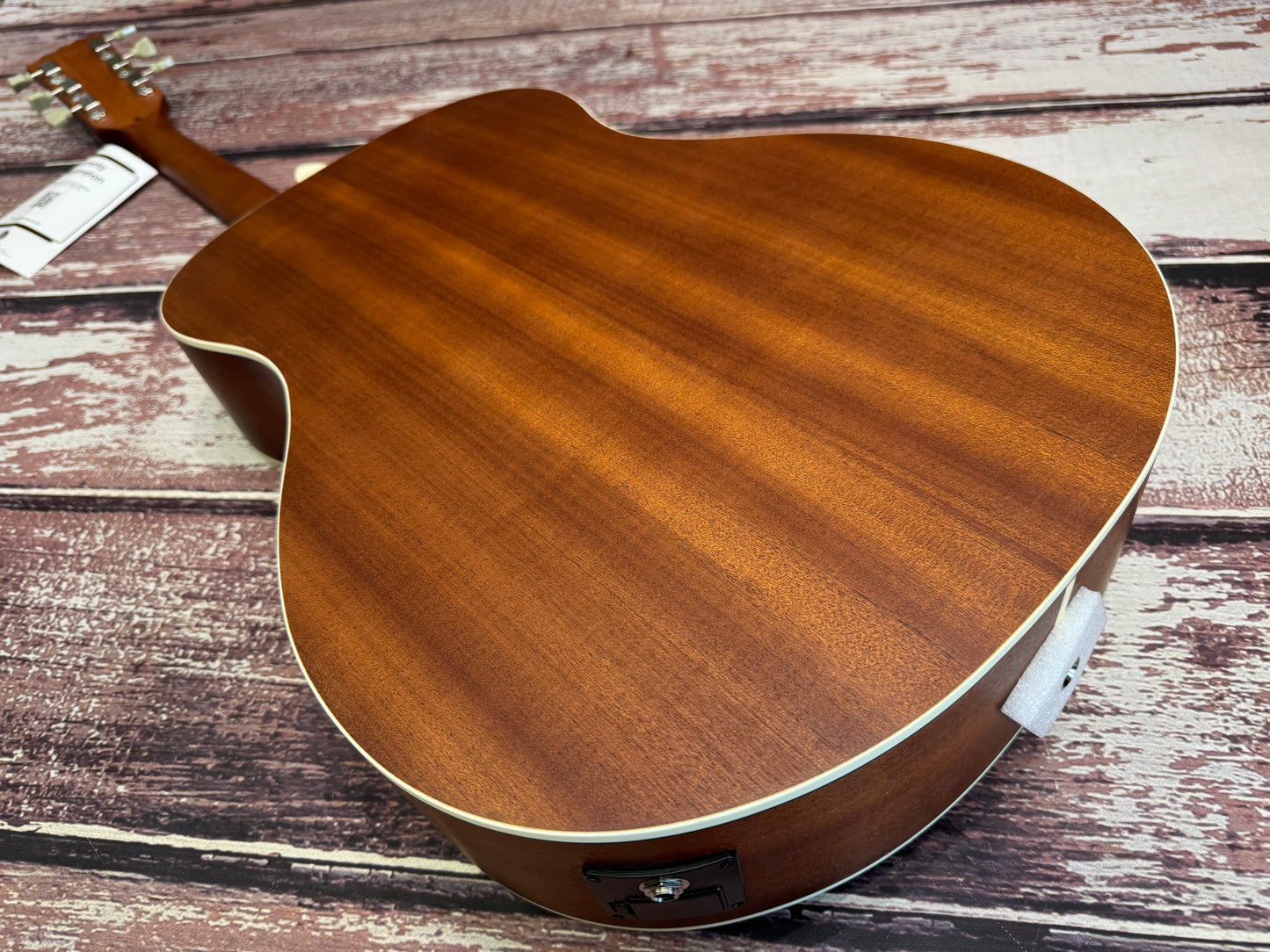 Vintage Historic series VE130VSB electro acoustic.