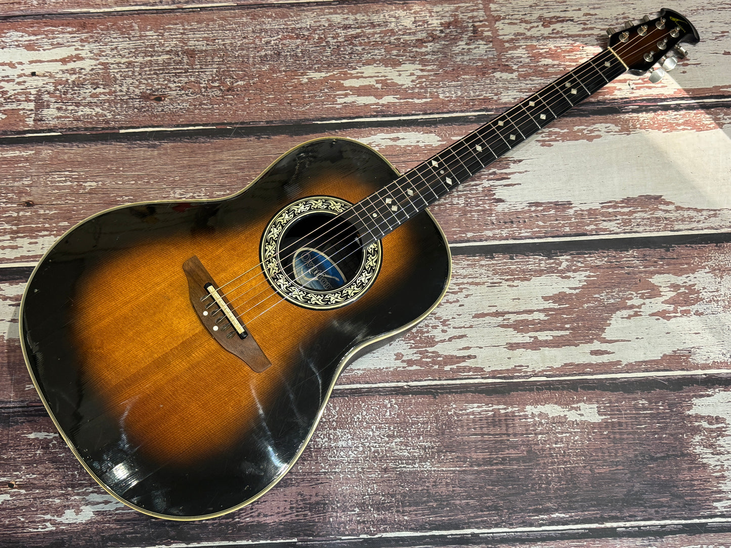Ovation 1712 USA Custom Balladeer electro with case