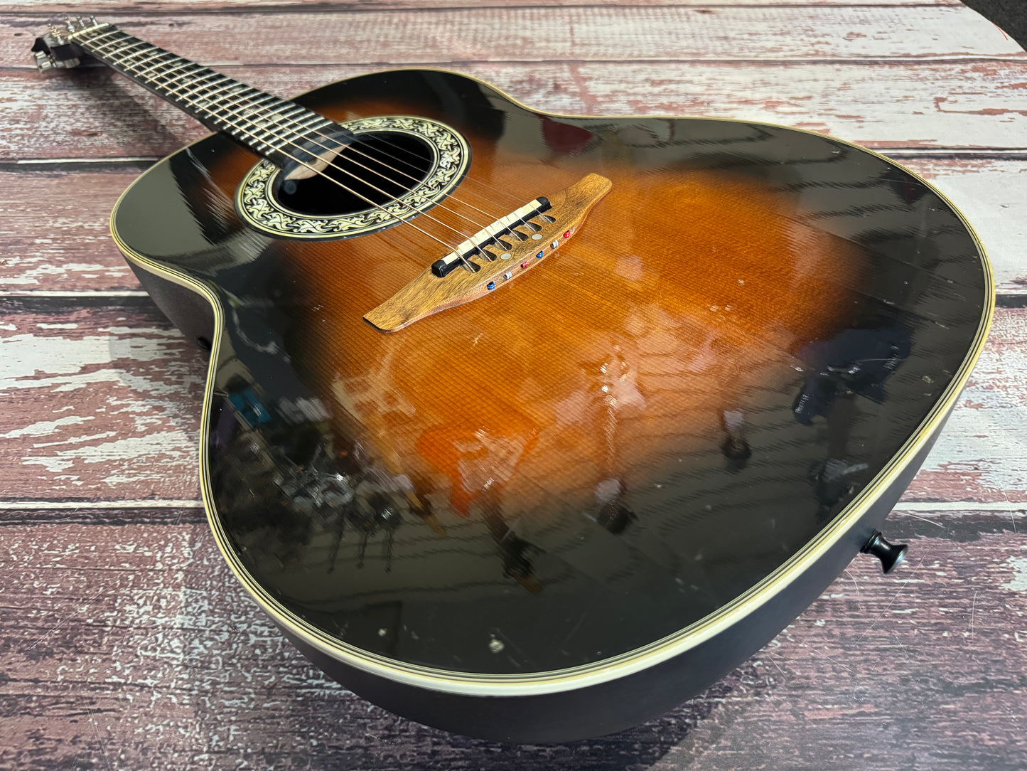 Ovation 1712 USA Custom Balladeer electro with case