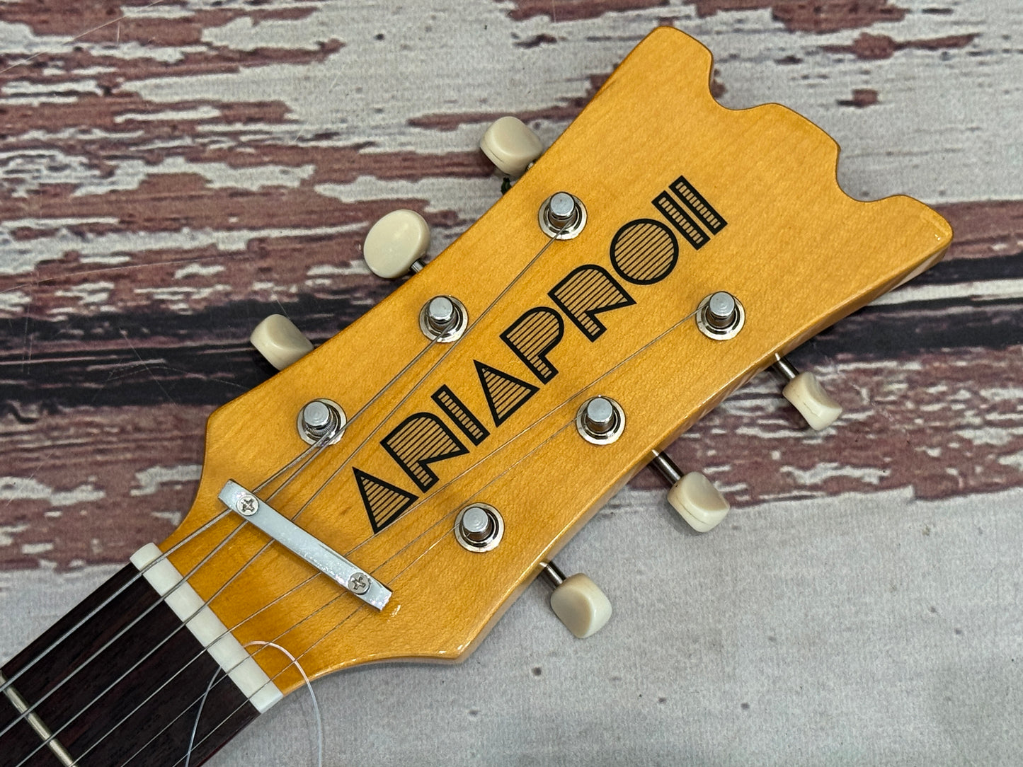 Aria DM206