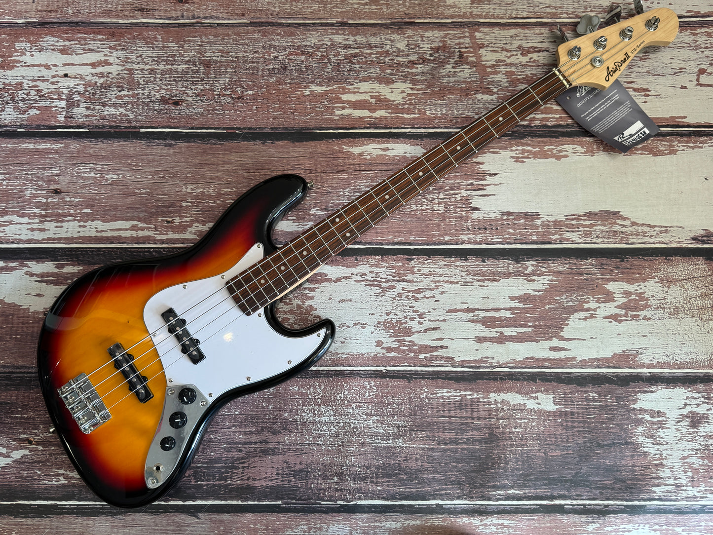 Aria STB-Jazz 3 tone sunburst