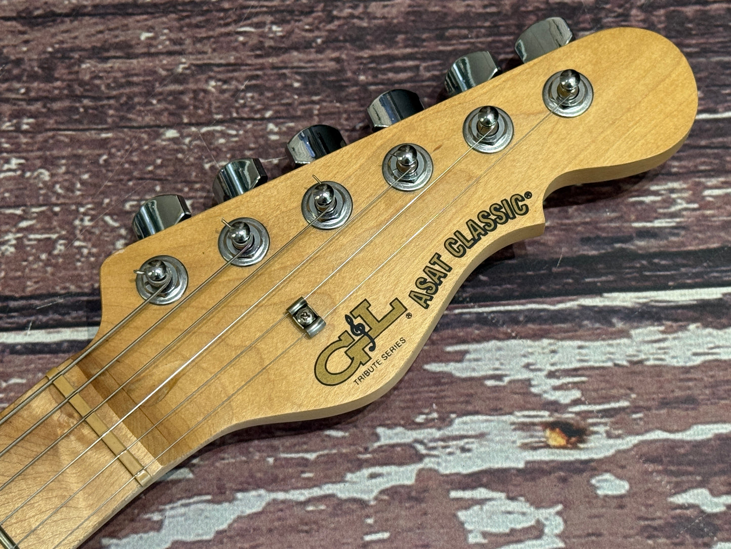 G&L Tribute ASAT Classic Bluesboy Semi-hollow. Natural ash.