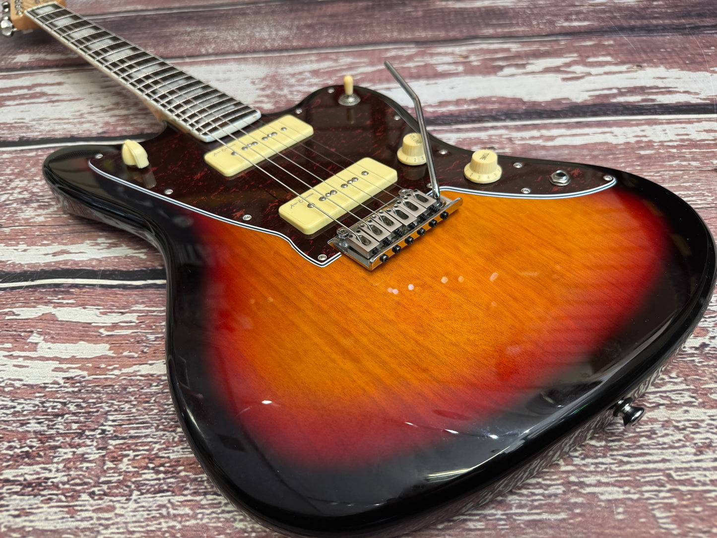 Revelation RJT-60 (Jazzmaster)