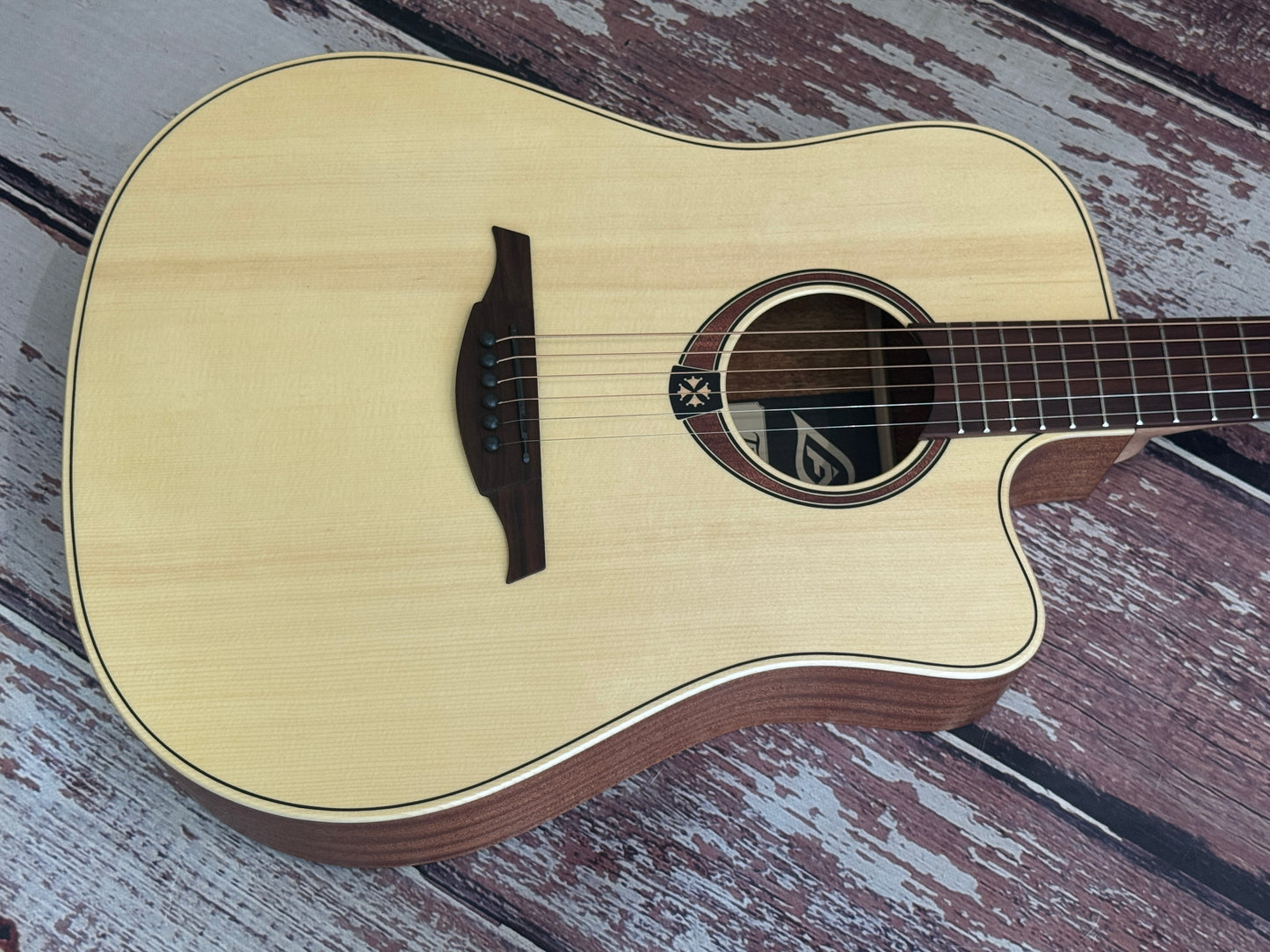 LAG T70-DC Natural - Solid Sitka Spruce top - Cutaway Acoustic