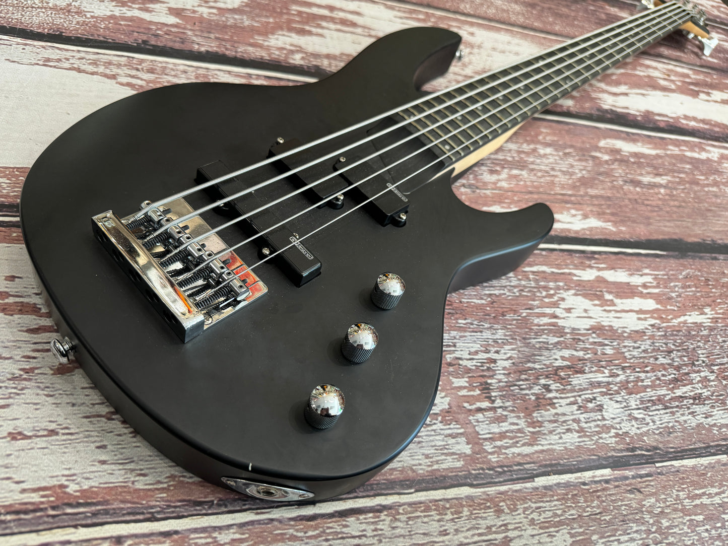 ESP Ltd B-15 5 string active bass