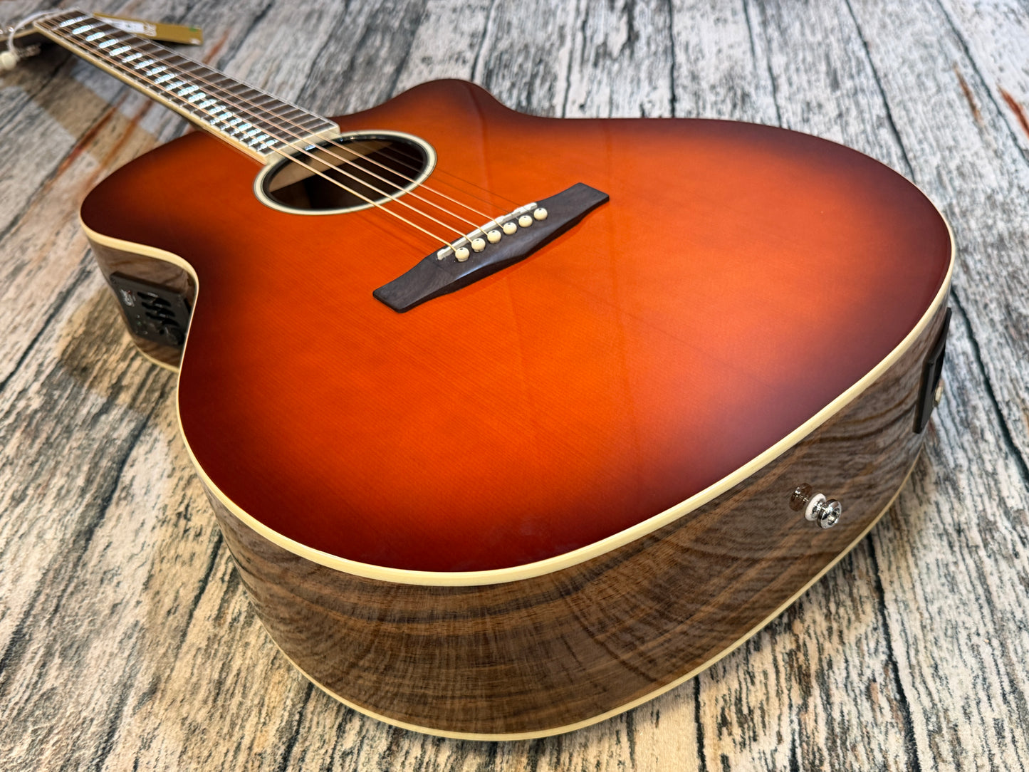 Cort Exotic-GA Walnut SS - Electro Acoustic