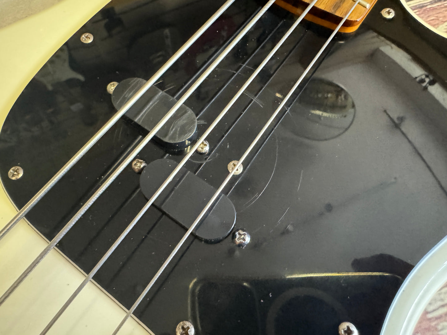 Squier classic vibe Mustang short scale bass