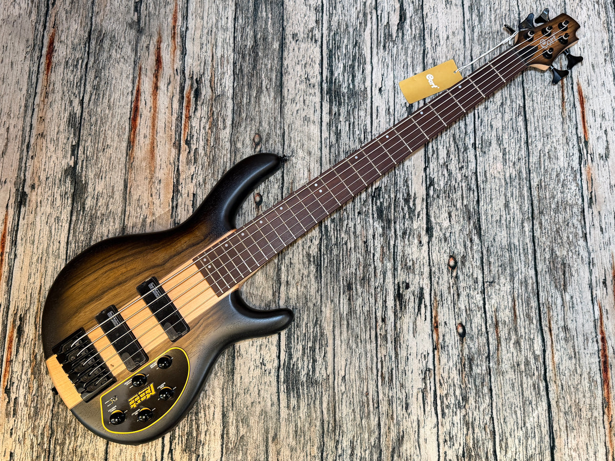 Cort C5 Plus Active 5 - MarkBass pre amp - Bartolini pickups