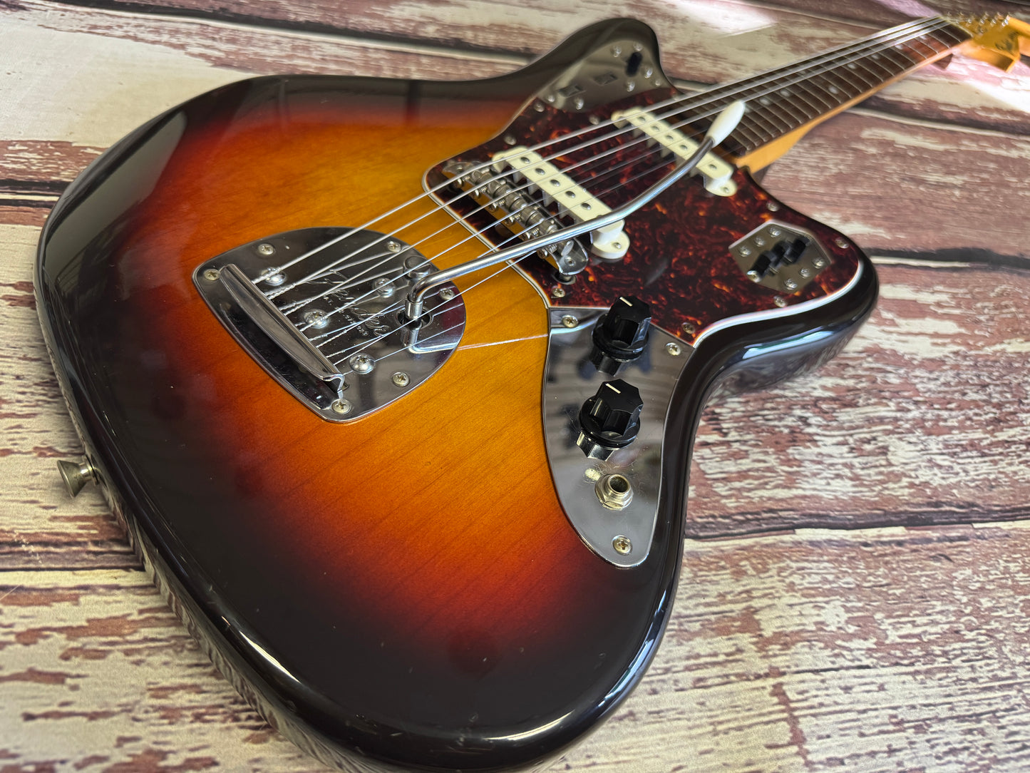 Fender Japan - Jaguar 2000 (66 style)