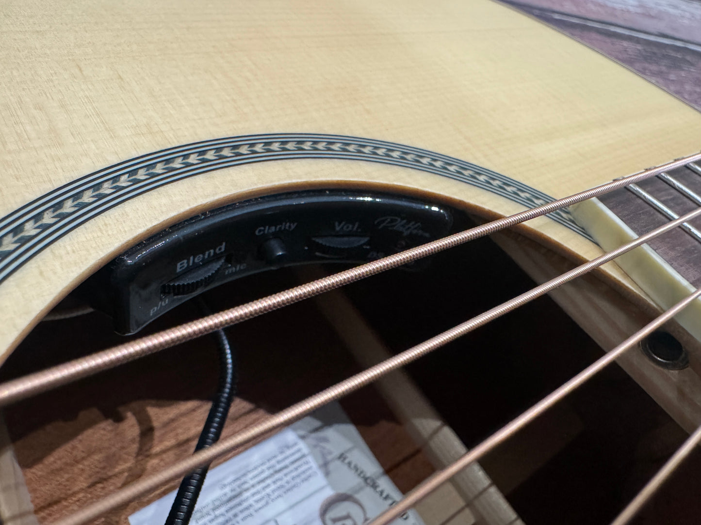 Crafter Mind series G-16 CE Pro Electro Acoustic