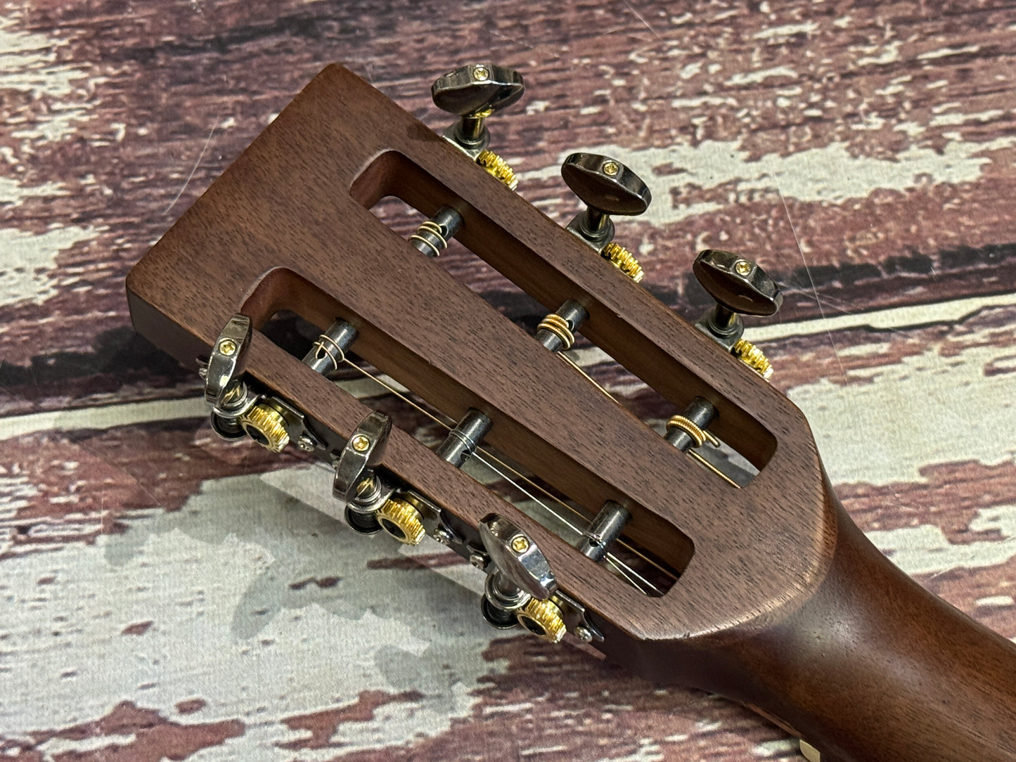 Vintage Historic Series V880 AQ Parlour Acoustic