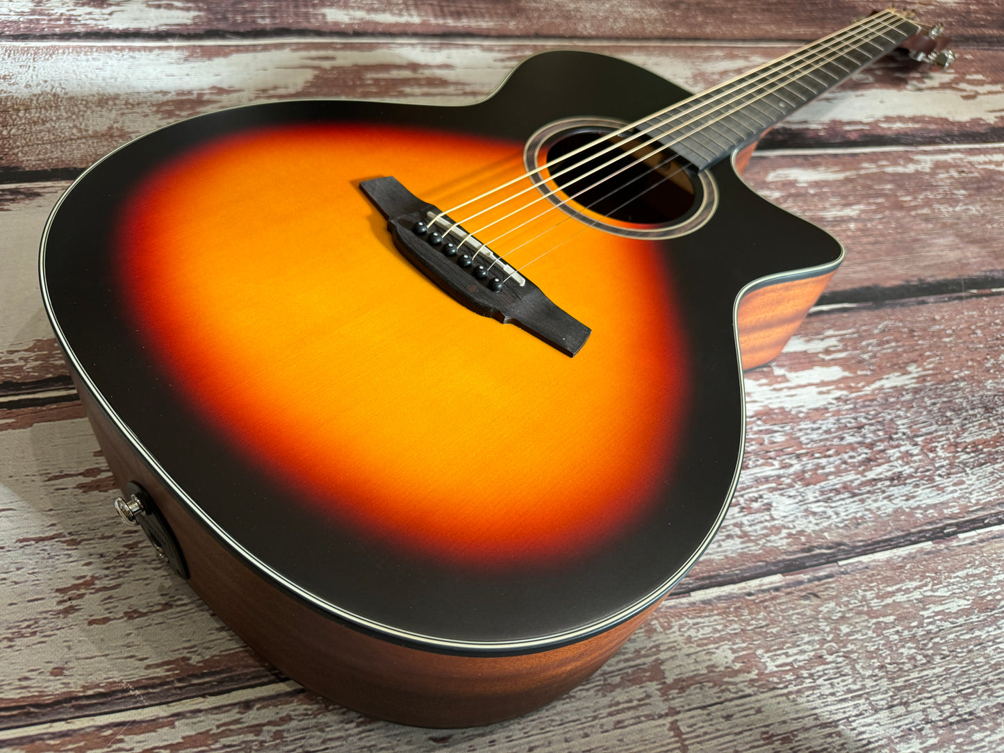 Crafter HT-250 CE Vintage Sunburst Electro Acoustic