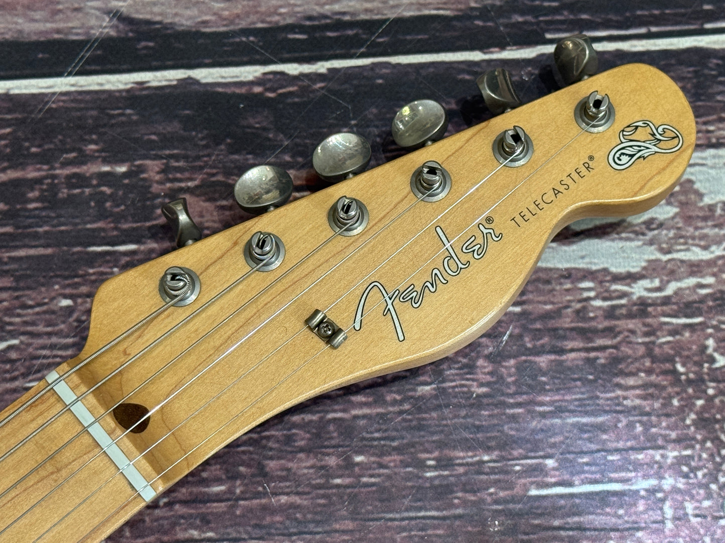 Fender Brad Paisley Roadworn Silver Sparkle Telecaster - Ultra light.