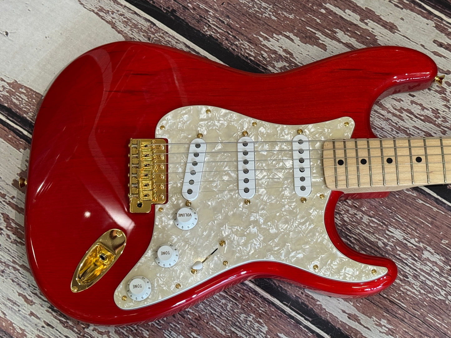 Fender Scandal Mami signature 2017 Stratocaster - Mint & Rare!