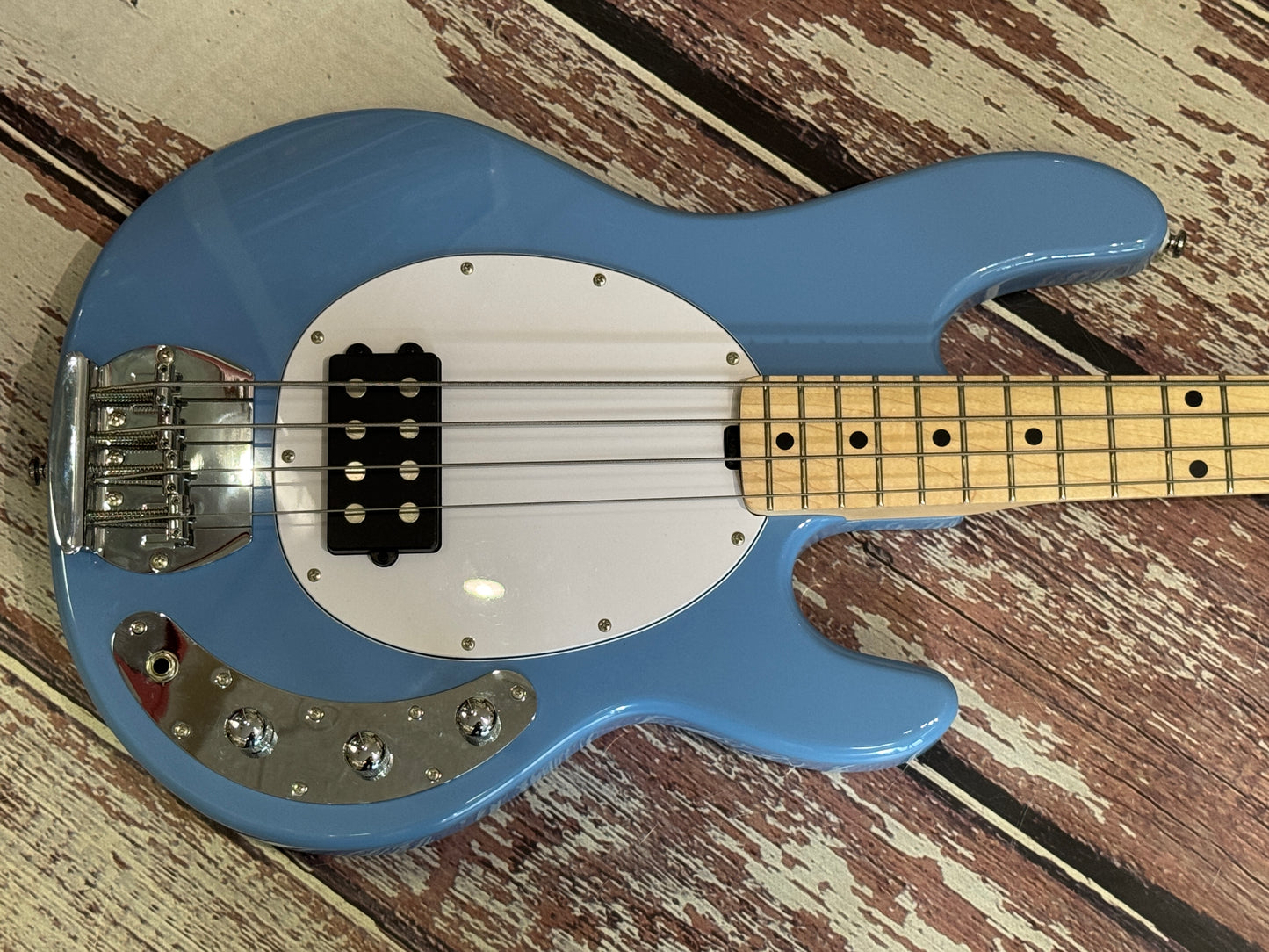 Sterling SUB series Stingray active 4 string - As new!