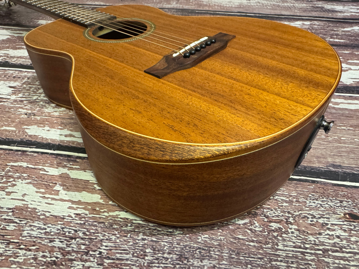 Crafter Mino deluxe travel electro acoustic guitar