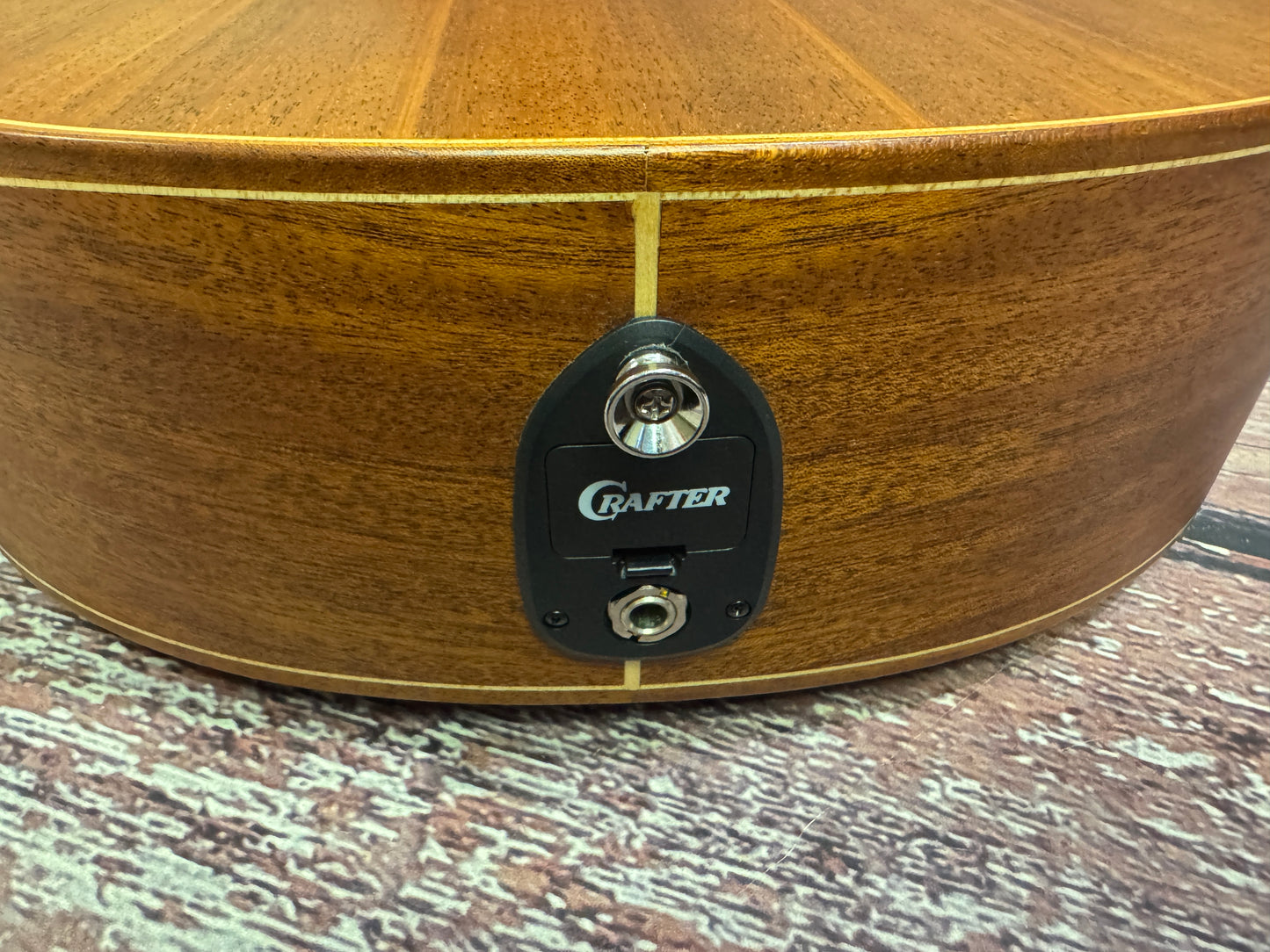 Crafter Mino deluxe travel electro acoustic guitar