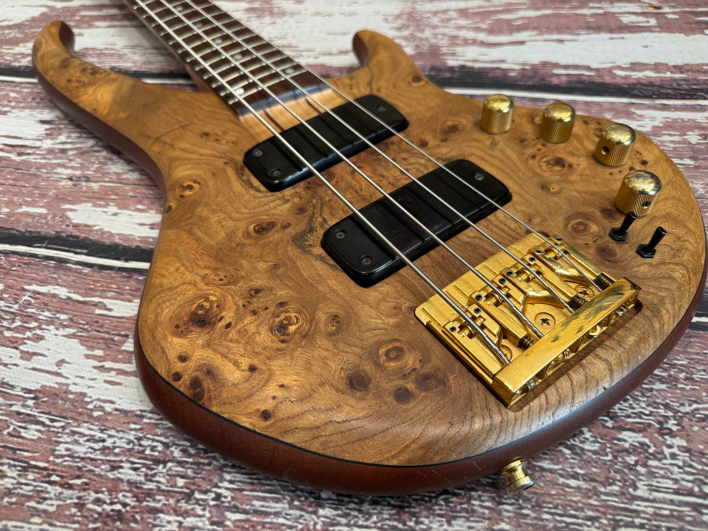 Graham Pollard "Swallow" exotic active luthier made bass