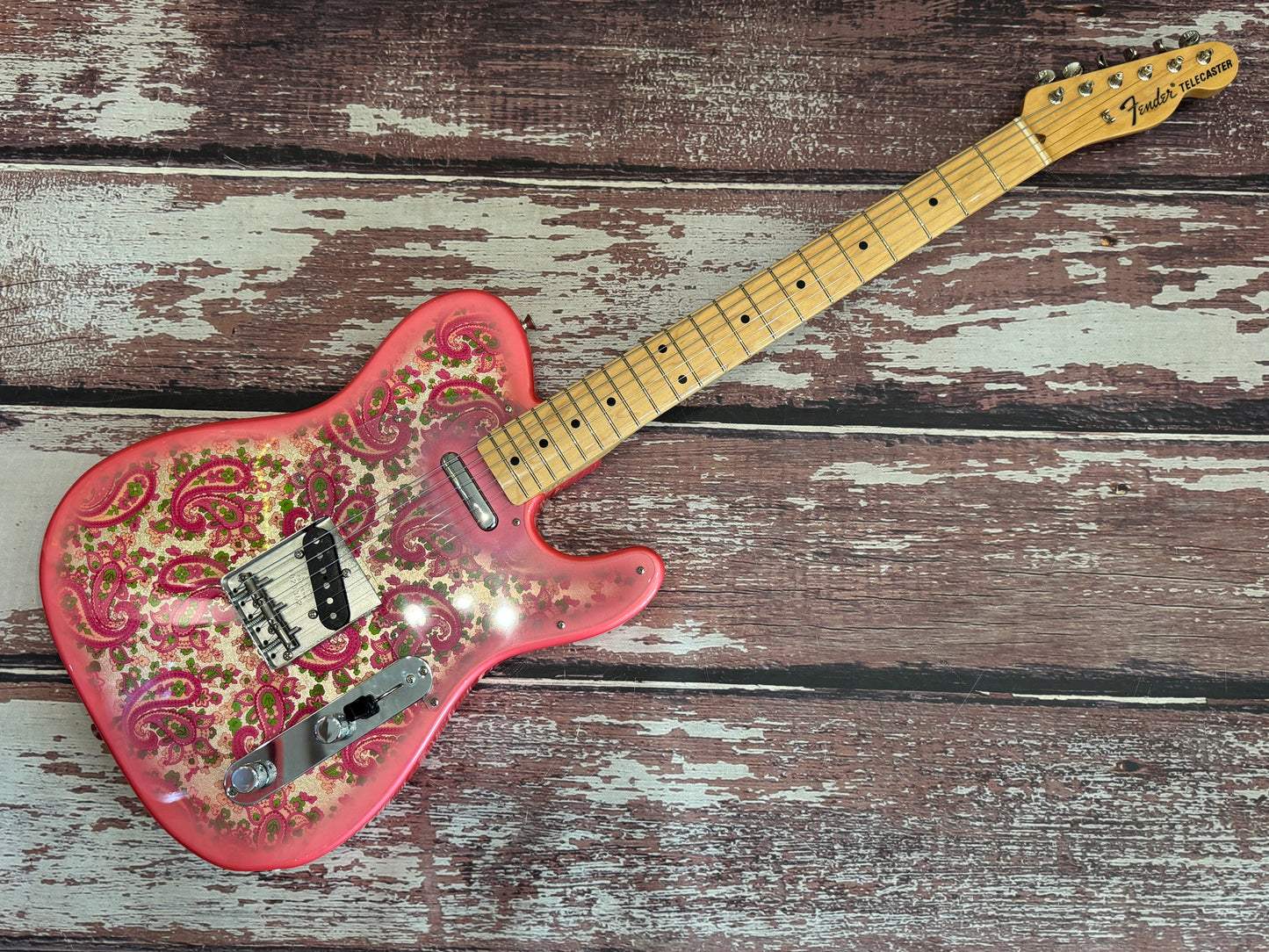 Fender Japan Special run pink paisley Telecaster '68 1999 - 2002